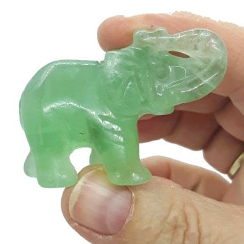 Edelstein-Tier Elefant grüner Fluorit, Tiergravur | Edelstein Figur Elefant, Glücksbringer und Heilstein, sehr beliebtes Sammelobjekt bei Groß und Klein, ca. 5 cm
