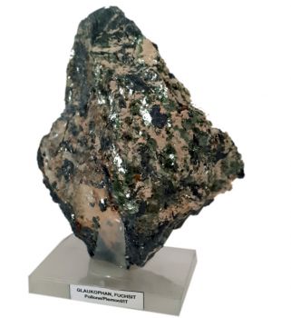 Glaukophan-Fuchsit selten | Edelstein-Mineral | Naturstein auf Sockel | Herkunft Pollone-Piemont | Sammlerstück N600
