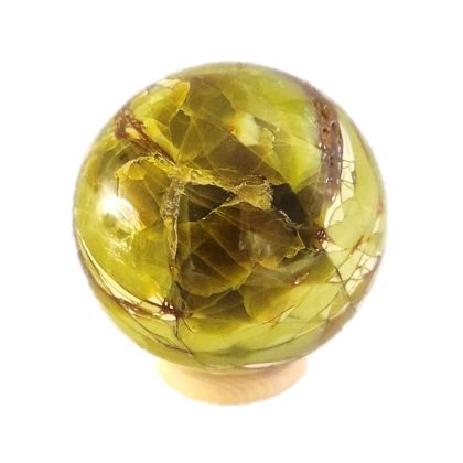 Opal-grün Deko- Kugel, Edelsteinkugel aus Madagaskar mit Aufstellring Holz, Ball-Steinkugel N161