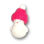 Schneemann aus weißer Jade, Mütze rot, Handgeschnitzte Edelstein-Figur, Winterdeko, Geschenkidee, Steinfigur