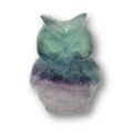 Eule Edelsteintier Figur aus Regenbogen Fluorit Steinfigur violett-grün schimmernd