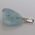 Blautopas Kettenanhänger mit Silber Öse, Trommelstein hellblau, Topas Schmuck