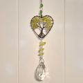 Fensterdeko zum Hängen, Edelstein grünes Peridot Herz, Sonnenfänger Baum des Lebens, mit Kristall Sun Catcher