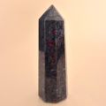 Kyanit (Disthen) mit Rubin Standspitze, Edelstein Obelisk, Cyanit-Rubin Spitze N270
