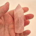 Rosenquarz Standspitze, rosa Quarz echt, polierter Obelisk, Rosenquarzspitze mit Standfläche, N1011