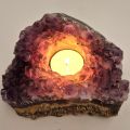 Amethyst Naturstein Teelichthalter mit wunderschöner, dunkel violetter Kristallstruktur, Kerzenhalter N107