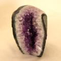 Amethyst Standobjekt Geode, Amethyst-Kristall-Druse geschwungene, polierte Form, N960