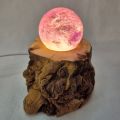 Amethyst Edelstein Kugel mit LED-Holzsockel, Echte Amethystkugel N116