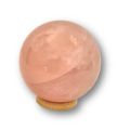 Rosenquarz-Kugel-Stein der Liebe & Harmonie (330 g, Ø 6 cm), Rose Quartz Sphere mit Holzring zum aufstellen, N338