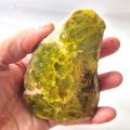 Grüner Opal aus Madagaskar, ca.200g Deko- Standobjekt, Edelstein Sammlerstück N206
