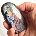 Labradorit Standobjekt, stehender Edelstein blau-bunt schimmernd, N186