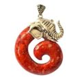 Korallen Kettenanhänger in Spiralenform gefasst mit Elefantenkopf und Öse – Silberschmuck