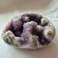 Amethyst-Schale mit violetten Kristallhöhlen – außergewöhnliche Geode, ein Naturunikat, Edelstein-Dekoration und Sammlerstück