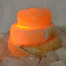 Kaskadenbrunnen Orangencalcit | Brunnen mit einer dreistufigen Kaskade die beleuchtet wird | attraktive Beleuchtung und Raumluft Reiniger