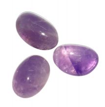 Trommelstein Amethyst Handschmeichler | violetter polierter Edelstein | schöne echte Amethyste