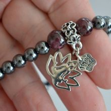 Hämatit Kugel Armband mit Charms Anhänger Lotusblüte