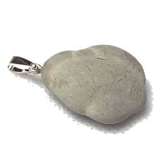 Feenstein Fairy Stone Anhänger mit Silberschlaufe kaufen | Edelstein-Anhänger aus Kanada | Heilstein und Schmuckstein sowie Glücksbringer in einem| N87