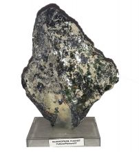 Glaukophan-Fuchsit selten | Edelstein-Mineral | Naturstein auf Sockel | Herkunft Pollone-Piemont | Sammlerstück N600