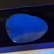 Herz Blauer Bernstein | blue amber Herz | Handschmeichler aus Sumatra/Indonesien, Sehr schöner Naturstein voll poliert zur Meditation als Geschenk Heil- und Massagestein