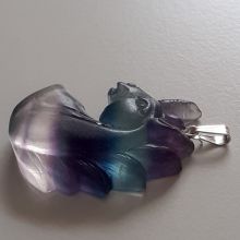 Regenbogen-Fluorit Unicorn/Einhorn Ketten-Anhänger | Schöner Edelstein-Schmuck für Damen und Mädchen | Heilstein-Schmuck mit echter Silber-Öse | Perfektes Geschenk für Ihre Liebsten