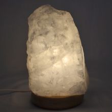 Bergkristall Rohsteinlampe gross | Naturgewachsene Kristall Stein Lampe kaufen| Edelsteinlampe mit Holzsockel | Bergkristall-Leuchte 5-6kg