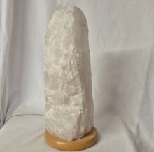 Bergkristall Rohstein Lampe, ca. 8-9kg Naturgewachsene Kristall Stein Lampe kaufen, Edelsteinlampe mit Holzsockel