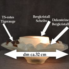 Bergkristall Zimmerbrunnen, Edelstein Kristall Scheibe beleuchtet, Schale Roxana weiß