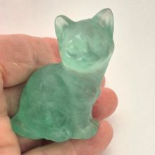 Katze, sitzendes Edelsteintier aus grünem Fluorit, Tierfigur Katze Geschenk, Dekoration, ca. 55 mm