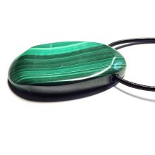 Malachit grün mit schwarzer Lederband Kette, ovaler Malachit Edelstein gebohrt, N16