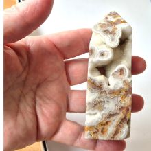 Crazy Lace Steinspitze ca. 10 cm, Achat Obelisk, Crazy Lace Achat Edelstein mit offener Kristall Druse N134