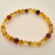 Bernstein Kugelarmband auf elastischem Faden, mehrfarbiger baltischer Amber, Schmuck-Armband-Kette