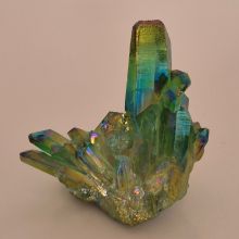 Grün-Bunte, bedampfte Bergkristall-Gruppe, echter Eyecatcher mit Edelmetall-Glanz, N97