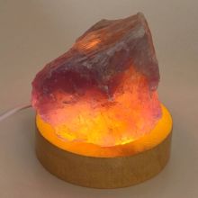 Amethyst Faustbrocken, beleuchtet auf LED Sockel, Echter Rohstein Natur belassen, N420