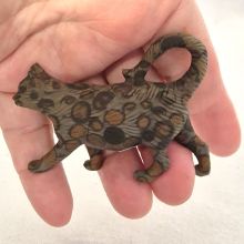 Handgefertigte Jaspis Edelstein Katze – Detaillierte Darstellung, 65 mm Länge