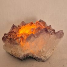 Amethyst Teelichthalter – Naturstein mit violetten Spitzen, Edelstein Deko & Geschenkidee, N119