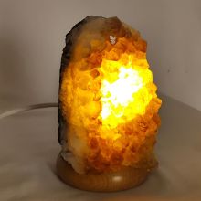 NEU! Citrin Stein Leuchte – handverlesen & edel, Edelstein-Lampe mit Holzsockel, E14 Fassung, N175