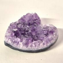 Amethyst Edelstein Herz, Traumhafte dunkle Spitzen, Schönheit & Kraftquelle, mit GRATIS-Halter, N223
