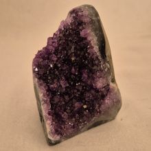 Amethyst Drusenstück-Standobjekt, Edelstein echt aus Uruguay, rundum poliert, N343