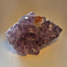 Amethyst Drusenstück helle Spitzen, Edelstein-Rohstein echt aus Brasilien, N603
