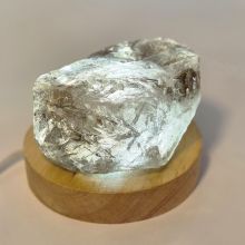 Rauchquarz Rohsteinbrocken, beleuchtet auf LED-kaltlicht Holzsockel, Echter unbehandelter rauchiger Quarz Rohstein Natur belassen