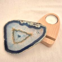 Achat-Scheibe blau mit Holz-Teelichthalter zur Aufnahme einer Kerze zur Beleuchtung der Achatscheibe B11-146