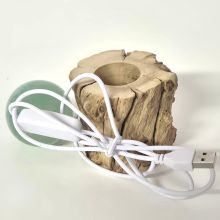 Fluorit-grün Edelstein Kugel auf LED-Holzstamm-Kaltlicht-Leuchtsockel, Edelsteinlampe, Dekoration N233