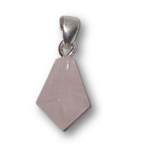 Rosenquarz Kettenanhänger klein – polierte Diamantspitze aus Brasilien mit beweglicher Silberöse | ca. 25 mm | Geschenkidee