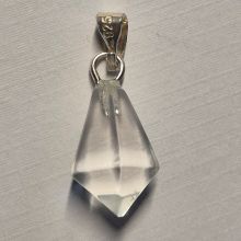 Bergkristall Kettenanhänger klein – polierte Diamantspitze aus Brasilien mit beweglicher Silberöse | ca. 25 mm | Geschenkidee