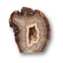Achatgeode Front poliert mit Kristall-Höhle, Edelstein Standobjekt, Naturstein, Dekostein, N120