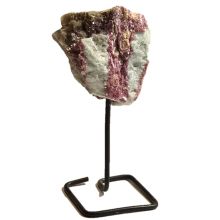 Rubellit-Rohstein auf schwarzem Metallständer – Natur rosa Turmalin in Quarz aus Brasilien – Mineralien Dekoration Sammlerstück N110
